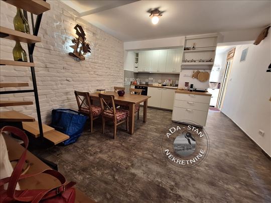 Luksuzan apartman uz Botaničku baštu