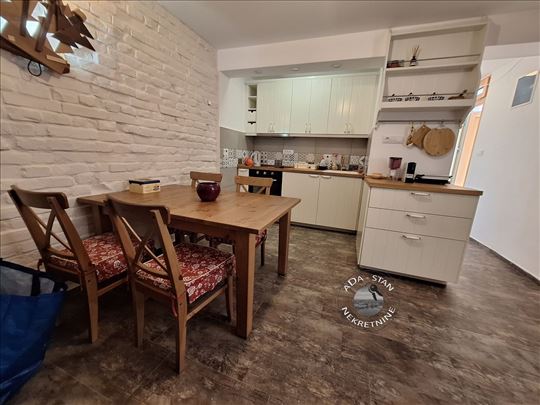 Luksuzan apartman uz Botaničku baštu