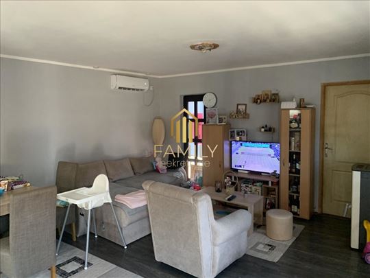 Na prodaju kuća na Klisi, 110m2, plac 450m2