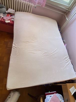 Naddušek od memorijske pene 190х135х5 cm - kao nov