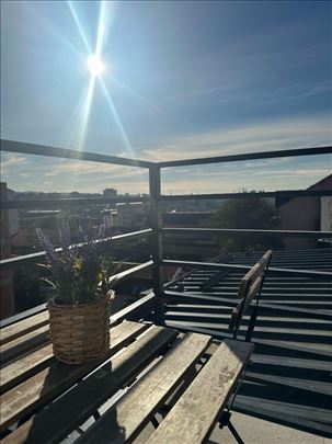 Opremljena garsonjera u novogradnji