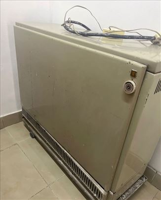 Prodajem TA pec