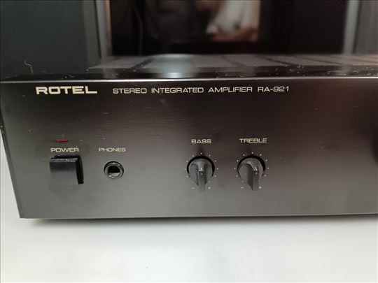 Rotel RA-921 