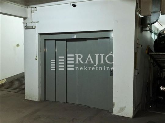 Vračar, Južni bulevar, garaža, 14 m2 #4234