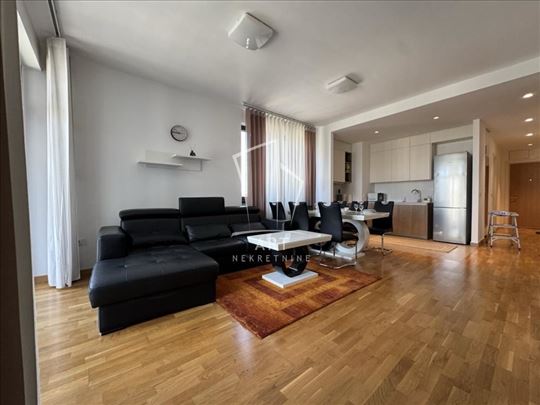 BW Parkview, odličan 4.0 stan, sa garažnim mestom 