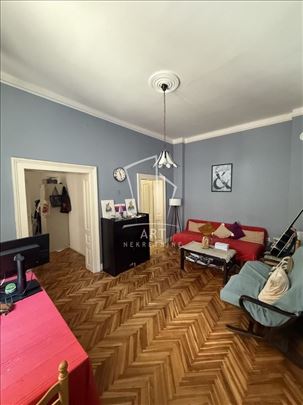Dorćol, salonac, mereno 55m2 ID#11437