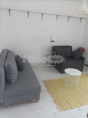 Garsonjera centar Karaburme skroz opremljena + NET