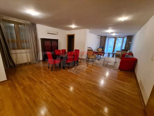 Hilandarska, 118m2, 3.0, II, cg, luks, sa garažom
