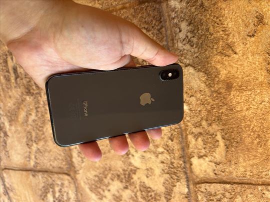 iPhone XS 64 gb nova baterija