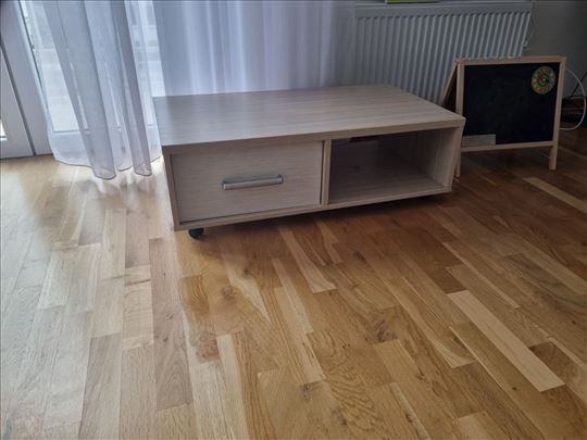 Klub sto drap boje