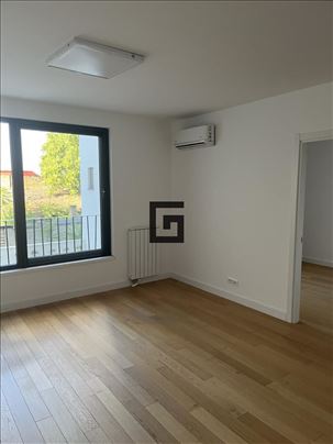 Lux centar, 1.5, Kapetan Mišina, ID#1659