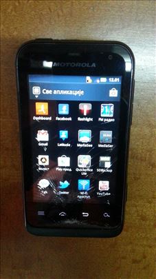 Motorola Defy - mini ( puklo staklo , ispravna )