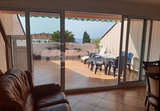 Petrovac na Moru, apartman Talasa