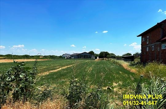 Plac u građevinskoj zoni – Stara Pazova, atraktivn