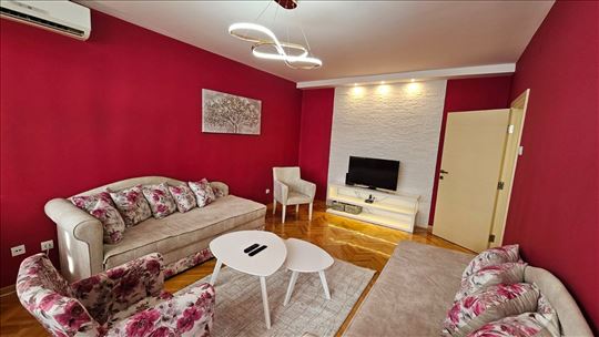Blok 45, renoviran, komforan, ID 24527