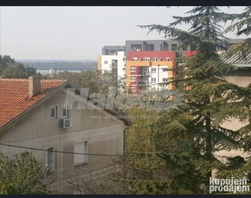 Karaburma garsonjera sa uračunatim troškovima 