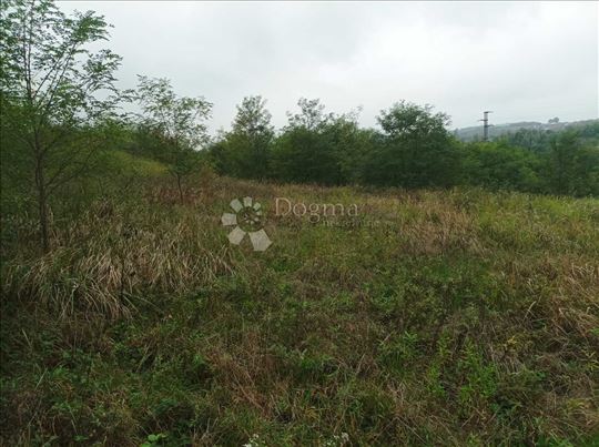 Plac na Avali - odlična lokacija