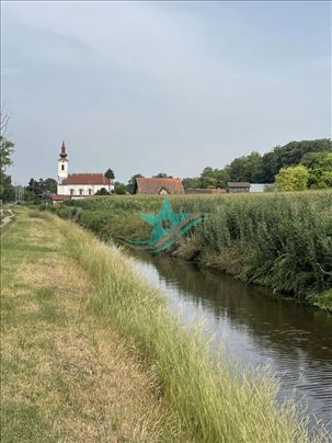 Prodaje kuće sa placom u Pačiru ID#1152