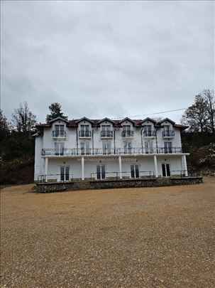 Prodaje se motel na Zlatiboru, Čajetina, Šipovik