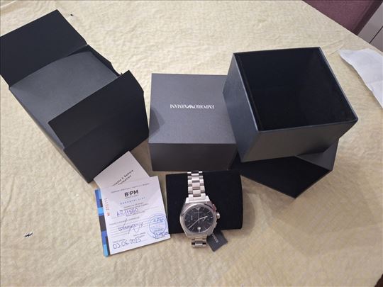 Rucni sat Emporio Armani original