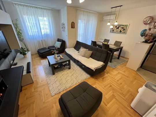 Stepe Stepanovića, prostran, svetao, namešten ID#3