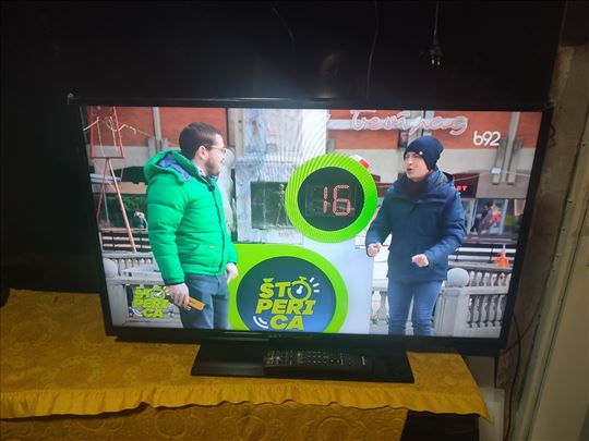  Strong led srt40fz4003n ful hd 100hz t2 perfektan