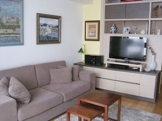 Super stan kod stadiona `Rajko Mitić`, ID 4266