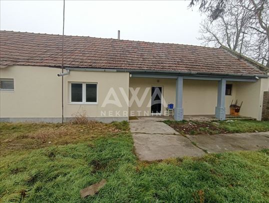 Svilojevo. Prizemna kuća 140m2, plac 11ar
