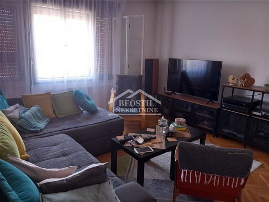 Zemun - Batajnica - hitna prodaja ID#22214