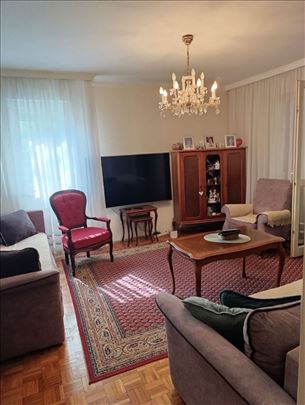 Zemun, Prvomajska , dvosoban 61m2