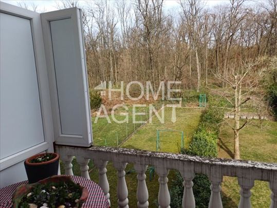 Duplex, sa pogledom na šumu.. ID#1444