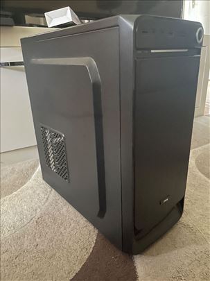 i5 7400 rx 570  16gb ram 240gb ssd hitno