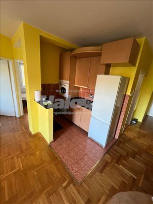 Izdavanje stana na Zarkovu