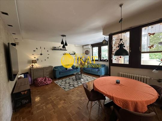 Mirijevo, 16. oktobra, 77m2 trosoban stan