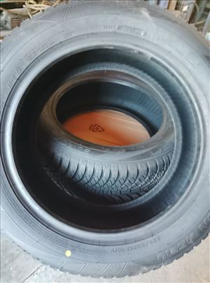 Nove zimske gume 225/55 R17