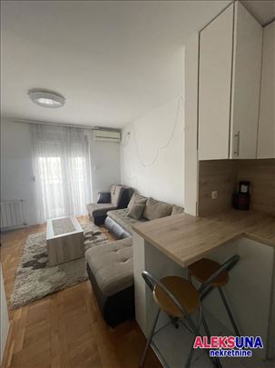 Novi Sad, Nova Detelinara, Stan, 0.5, 24,00m2