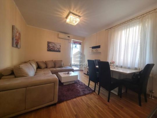 Odličan stan u Mirijevu u blizini okretnice 27-ice