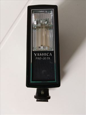 Yashica Pro 50 DX, blic za foto aparat