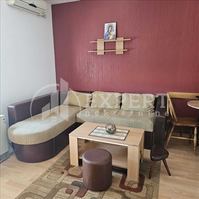 Izdaje se jednoiposoban stan u Čalijama, 36m2