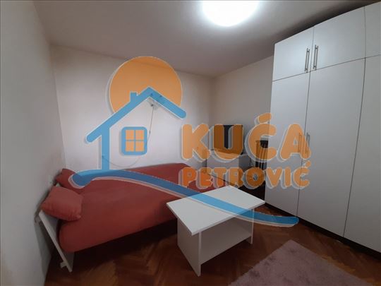 Izdaje se kuća na Bubnju, 38m2, 120e
