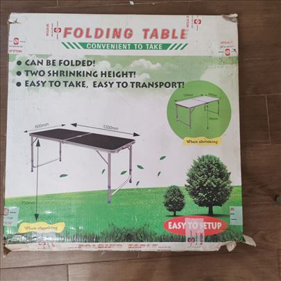 Kamperski sto i 4 stolice novo