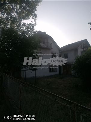 Kuca sa placem u Radincu, Smederevo 