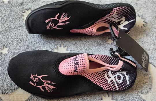 Obuća za plažu pink, neklizajući, br36.5