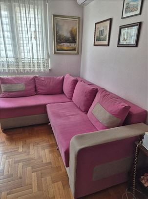 Prodajem ugaonu garnituru