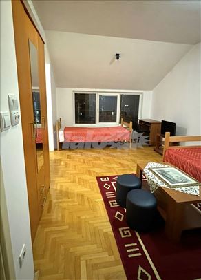 Stan na odličnoj lokaciji