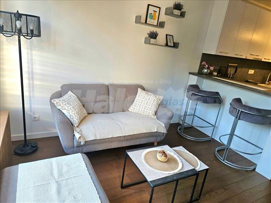 Lux 1.5 ,34m², Đeram pijaca, novogradnja, terasa
