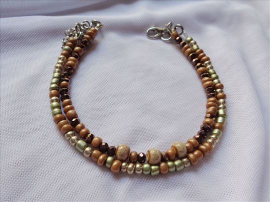 Nanogice u braon, krem i zelenim nijansama