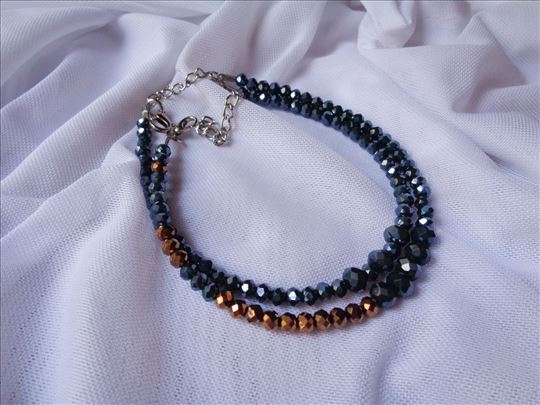 Prelepe svetlucave nanogice teget i bakarne boje