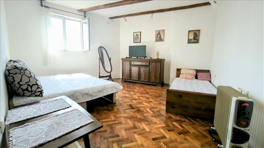 Epicenar,Beograđanka, 30m2, Svetao,Uredan