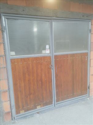 Garazna vrata 239x239cm 
